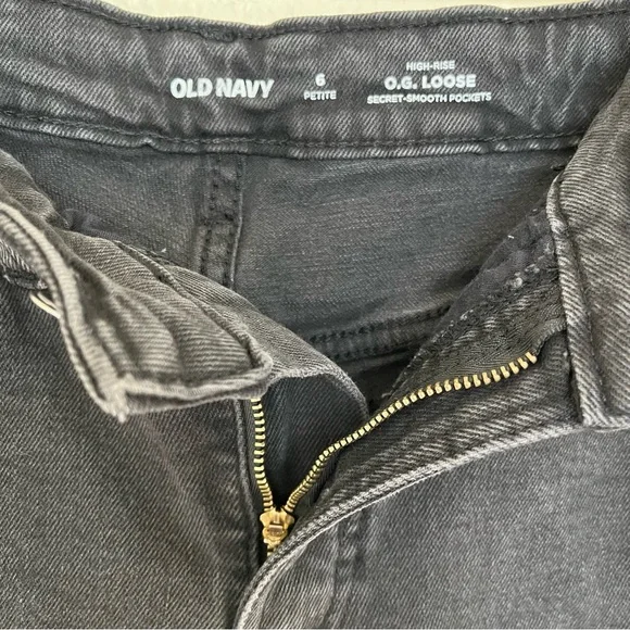 Old Navy High-Rise OG Loose Secret-Smooth Pockets Jeans Black Wash Size 6 Petite - Picture 4 of 12